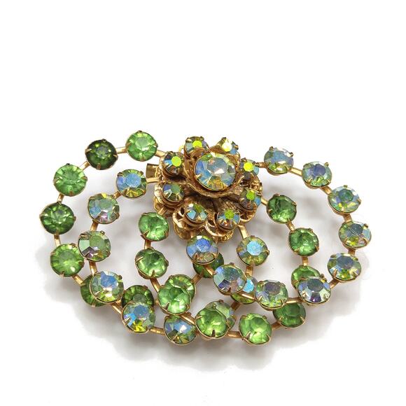 Lisa Jewels Peridot Green Rhinestone Brooch, Gold Plated, 1950s Vintage Jewelry - Picture 7 of 10